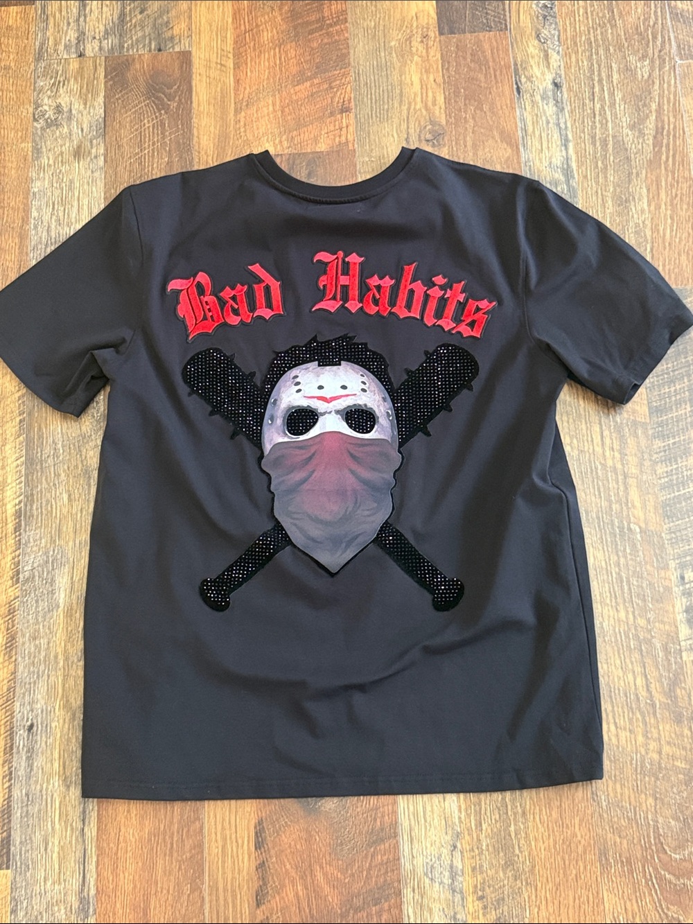 Roku Studio Bad Habits Jason Mask Graphic T-Shirt Men’s Large Black Rhinestone